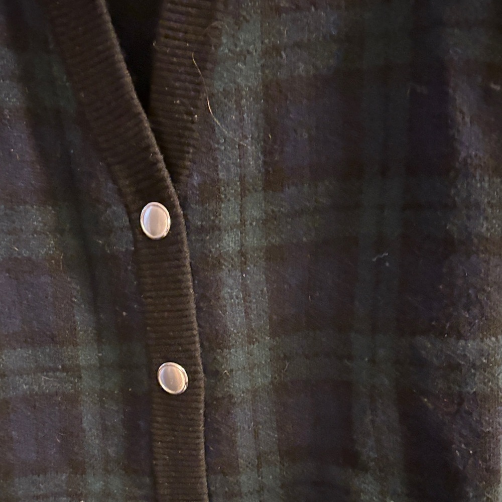 Women's Black watch Plaid Cardigan Sweater - Picture 4 of 4